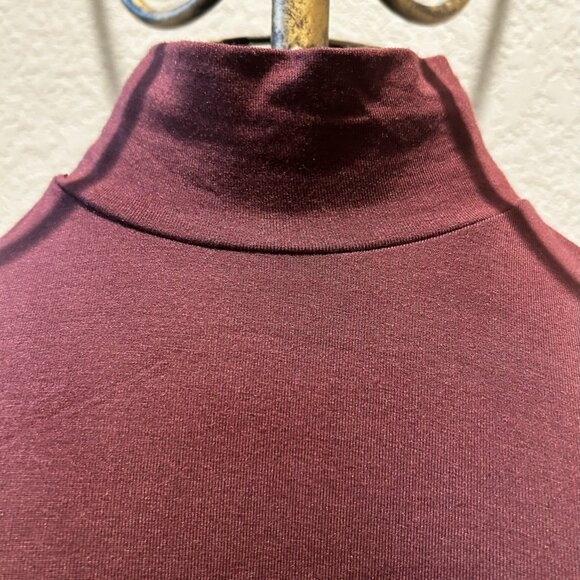 NWT Jones & Co Women's Maroon Burgundy Long Sleeve Turtleneck Size XS - Picture 8 of 8